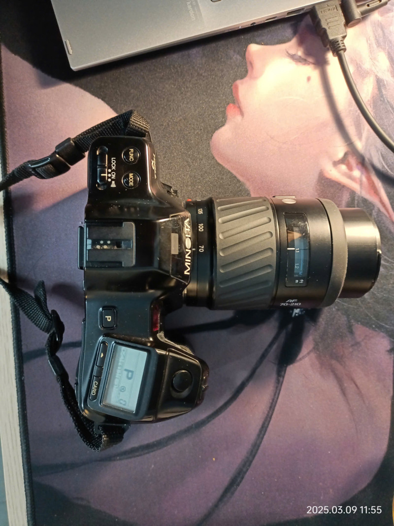 ống kính minolta 7700i