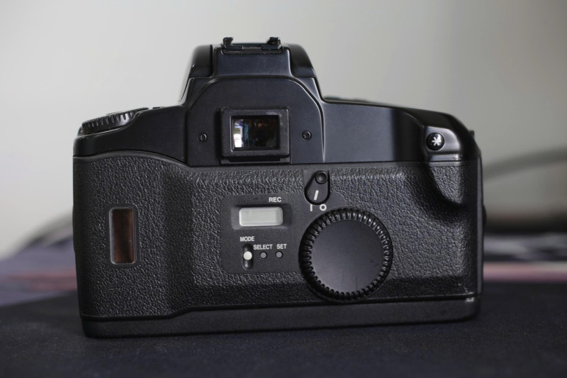 canon 100 q - Máy ảnh Phim