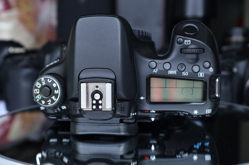 Máy ảnh Canon eos 70D - Full phụ kiện - Máy ảnh Canon