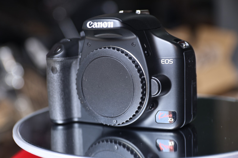 Máy ảnh Canon kiss x2