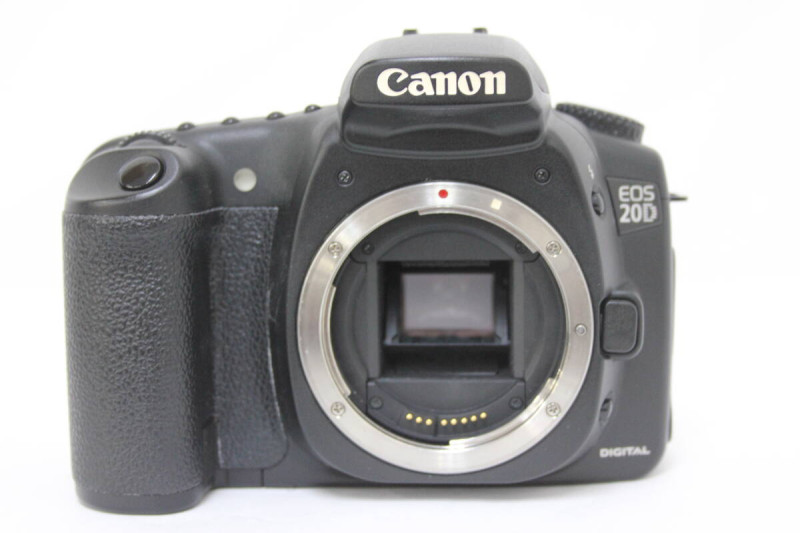 Máy ảnh Canon EOS 20D Cosina 19-35mm F3.5-4.5 MC - Máy ảnh Canon